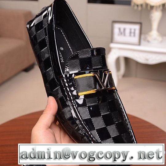 LOUIS VUITTON シンプルなファッション ルイ ヴィトン  スタイルアップ スニーカー  2020モデル