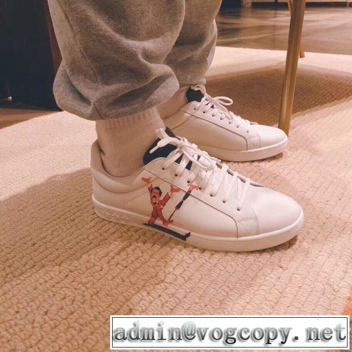 ルイ ヴィトン 2色可選 ファッションに取り入れよう LOUIS VUITTON やはり人気ブランド スニーカー