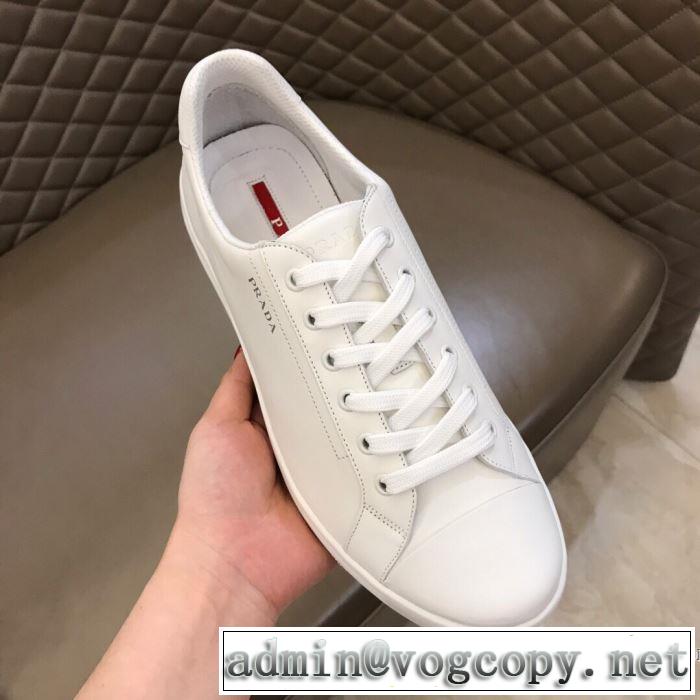 2色可選 シンプルなファッション スニーカー この時期の一番人気は プラダ PRADA