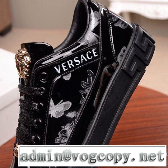 ヴェルサーチ 3色可選 どのアイテムも手頃な価格で VERSACE スニーカー トレンド最先端のアイテム