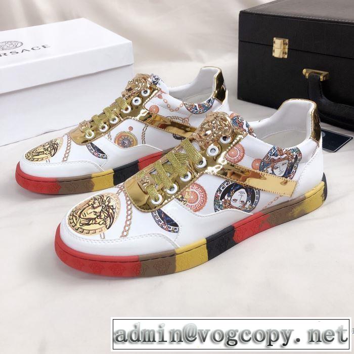 春夏コレクション新品 ヴェルサーチ2色可選  VERSACE 普段見ないデザインばかり スニーカー