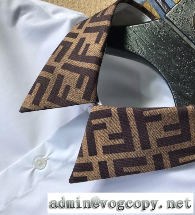 オススメのアイテムを見逃すな シャツ おしゃれ刷新に役立つ フェンディ FENDI