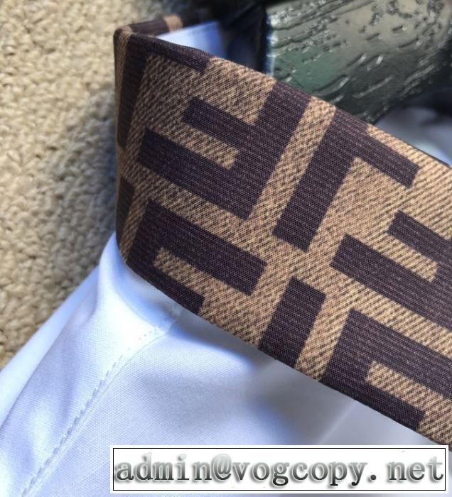オススメのアイテムを見逃すな シャツ おしゃれ刷新に役立つ フェンディ FENDI