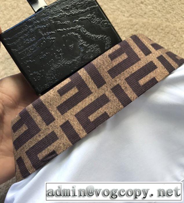 オススメのアイテムを見逃すな シャツ おしゃれ刷新に役立つ フェンディ FENDI