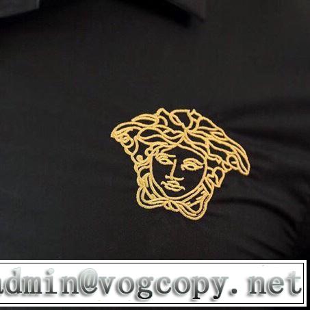 2020春夏 ヴェルサーチ スーパーコピー シャツ サイズ感 着こなし ビジネスシーンVERSACE 激安高級モデル