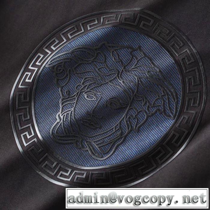 2色可選 長袖/Tシャツ 秋冬ムード高まる人気新作 VERSACE ヴェルサーチ 2019秋、イチオシ上品