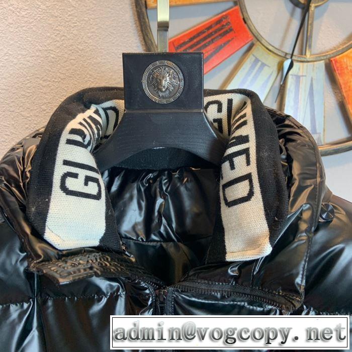 【最新】2019年秋冬のトレンド速報 CANADA GOOSE カナダグースやっぱり優しい色 ダウンジャケット