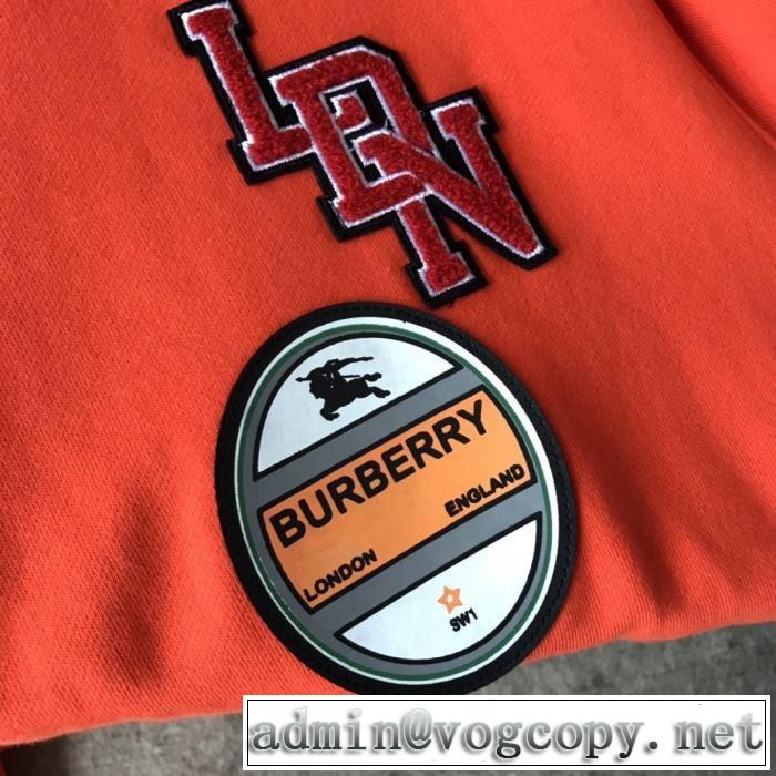 バーバリー普段見ないデザインばかり  BURBERRY 価格帯が低い プルオーバーパーカー2020年春限定
