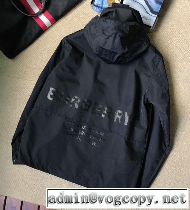 限定品が登場 2色可選 バーバリー BURBERRY 2020年春夏コレクション フード付きコート