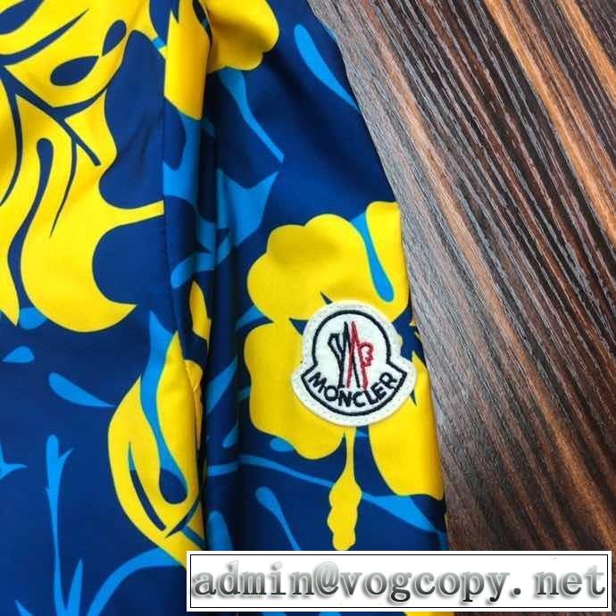 人気が熱くモンクレール ジャケット メンズMONCLER 2020春限定新作 きれいめ 着こなしカジュアル花柄プリントジップパーカー