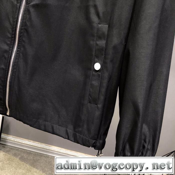 Off-White オフホワイト ジャケット コーデ エレガントな ウィンドブレーカー2020春夏大活躍 定番の防水ウェア人気トレンド
