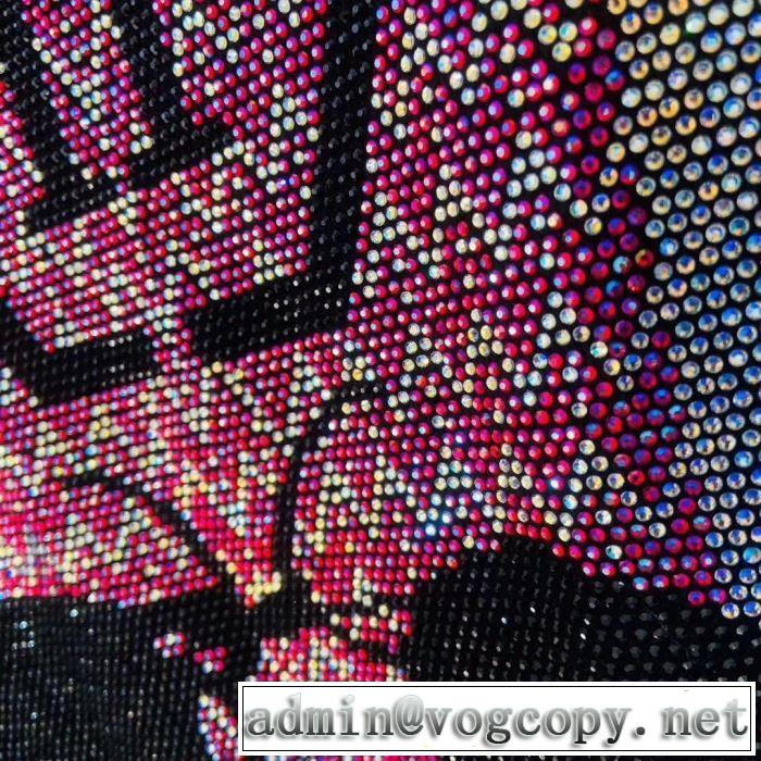PHILIPP PLEIN 【2019秋冬トレンド】押さえておきたい 今年注目すべき秋冬ファッション フィリッププレイン プルオーバー