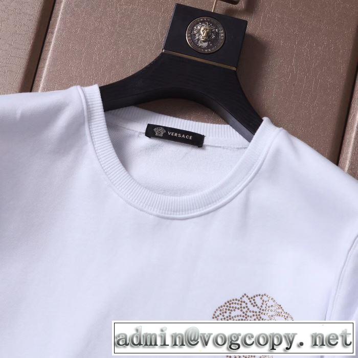 2019秋に注目したい 2色可選 VERSACE ヴェルサーチ プルオーバーパーカー おすすめする注目トレンド