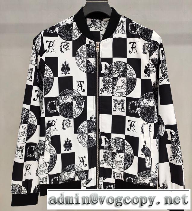 ブルゾン2019秋冬最重要アイテム VERSACE ヴェルサーチ  極寒の地でも耐えうる圧倒的な防寒性