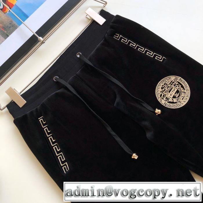 おしゃれ度アップ秋冬コレクション 上下セット VERSACE 定番人気の2019秋冬モデル ヴェルサーチ