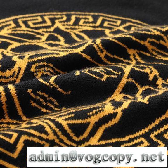 プルオーバー 2019秋冬最安価格新品 VERSACE ヴェルサーチ  大人かわいい秋冬コーデを楽しみ