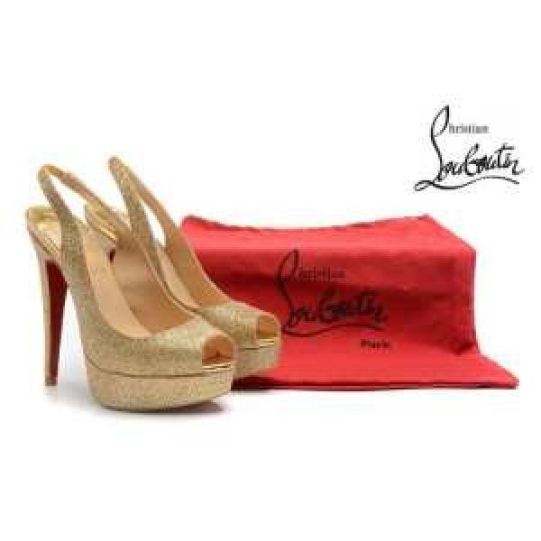 めちゃくちゃお得 2026 Christian Louboutin クリスチャンルブタンパンプス