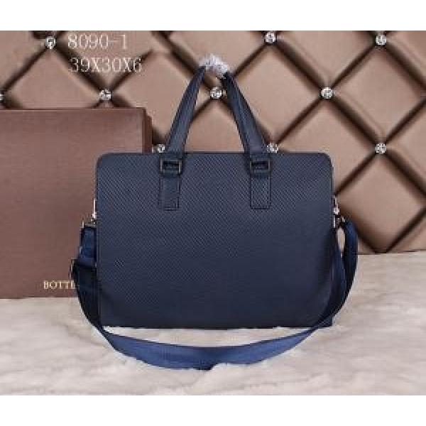 2026 大人気☆NEW!!  BOTTEGA VENETA ボッテガ ヴェネタ メンズ用 手持ち&amp;ショルダー掛け 8090-1