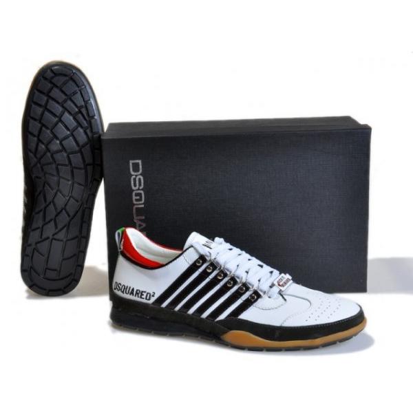新入荷 DSQUARED2 ディースクエアード 季節感全開のスニーカー