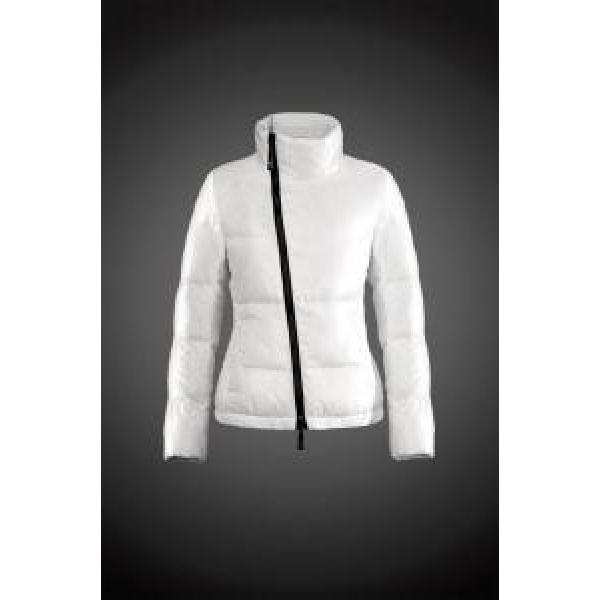 2026 秋冬 MONCLER モンクレール 肌触り柔らかく レディース ダウンジャケット8828