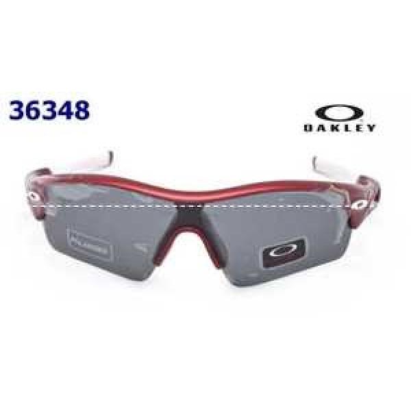 入手困難 2026 OAKLEY オークリー サングラス