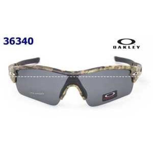 超レア 2026 OAKLEY オークリー サングラス