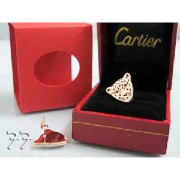 完売品！2026春夏 CARTIER ブルガリピアス