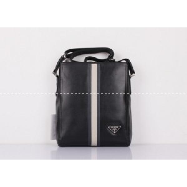 PRADA プラダ メンズ バッグ ショルダーバッグ 0526B
