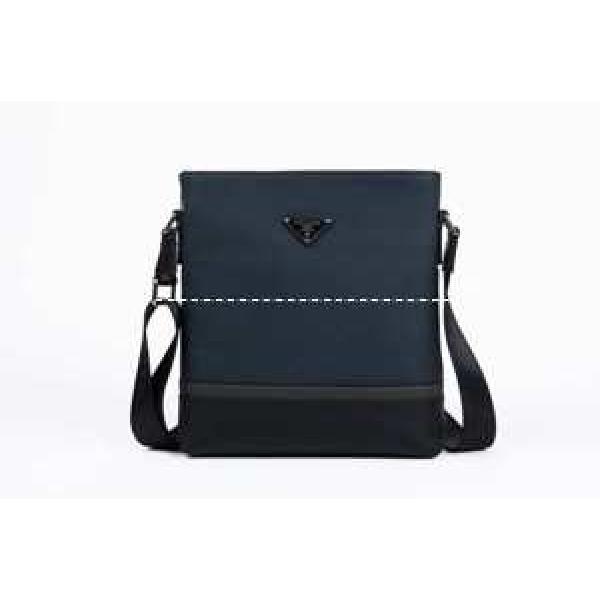 2026 新作 PRADA プラダ メンズ ショルダーバッグ トートバッグ セカンドバッグ ハンドバッグ
