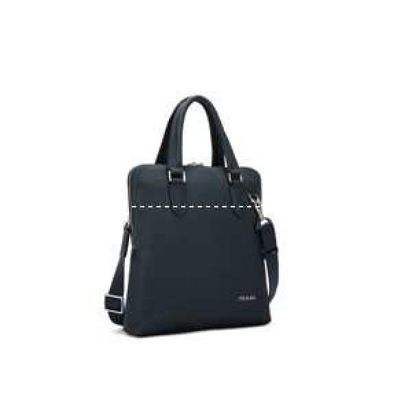 2026 新作 PRADA プラダ メンズ ショルダーバッグ トートバッグ セカンドバッグ ハンドバッグ