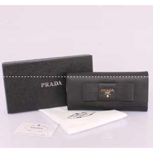 ◆モデル愛用◆2026新作 PRADA プラダ レディース長財布1168
