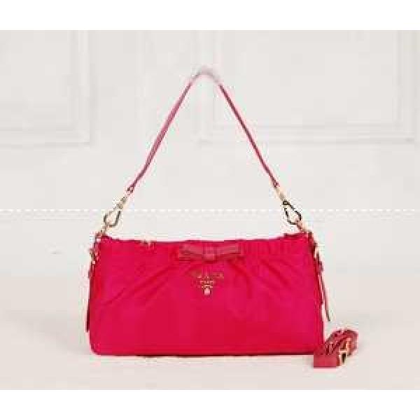 大人気☆NEW!!2026春夏 新作 PRADA プラダ ショルダーバッグ1561