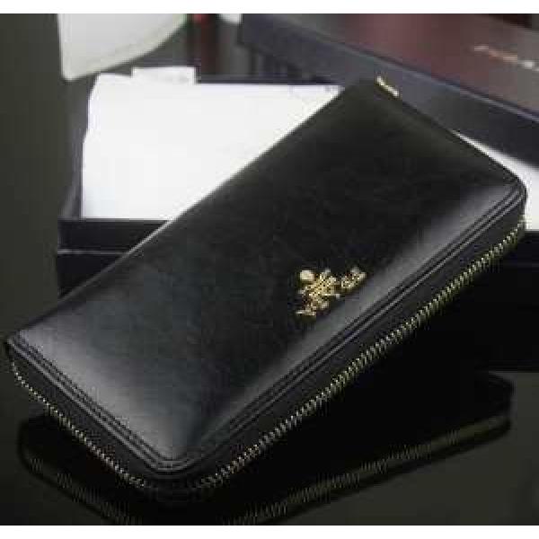 2026 美品 PRADA プラダース長財布