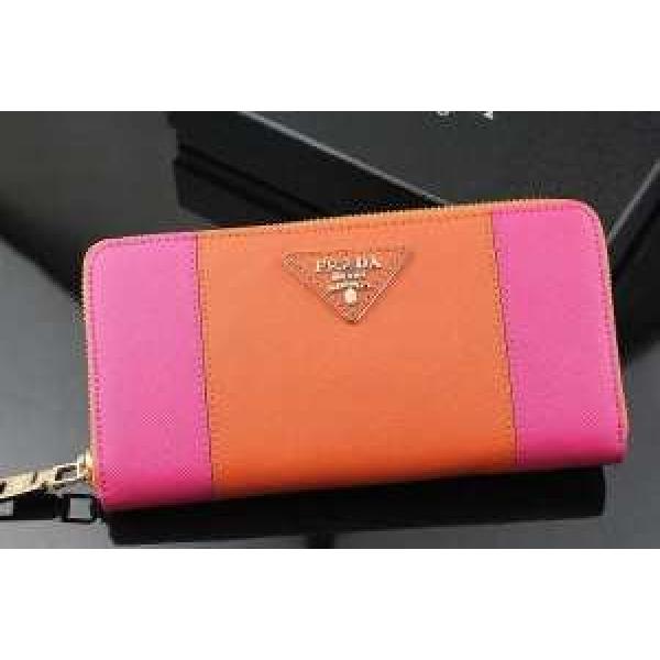 希少 2026 PRADA プラダース長財布