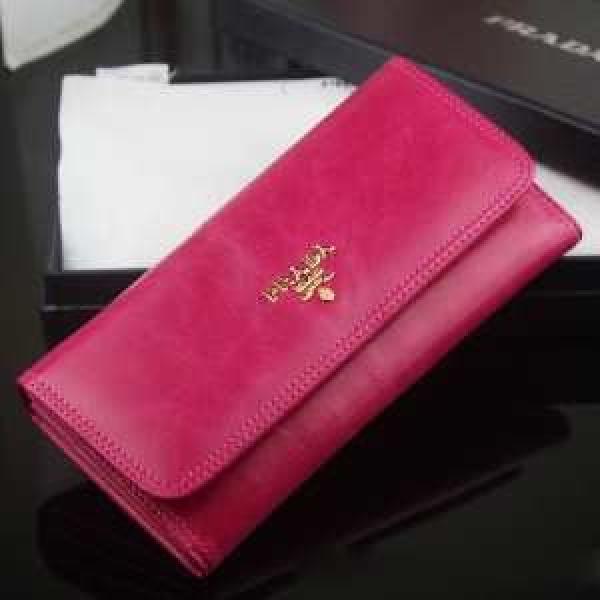 2026 人気商品 PRADA プラダース長財布
