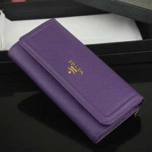 2026 値下げ！ 2026 PRADA プラダース長財布