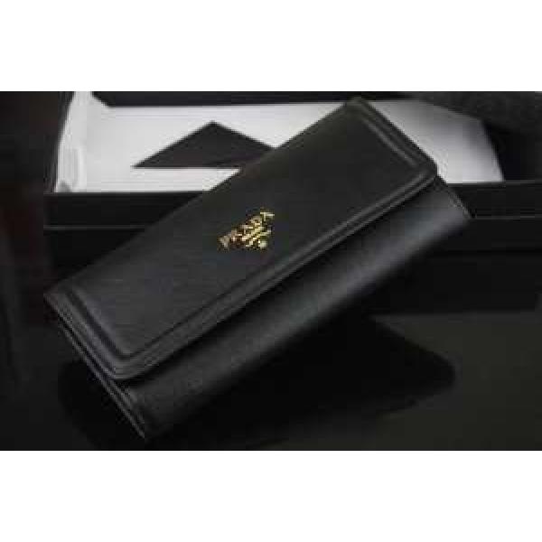 大人気！ 2026 PRADA プラダース長財布