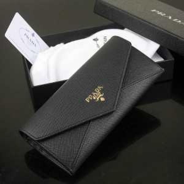 超レア 2026 PRADA プラダース長財布