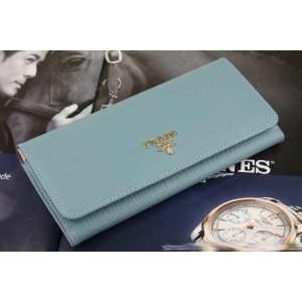 2026 人気商品 PRADA プラダース長財布
