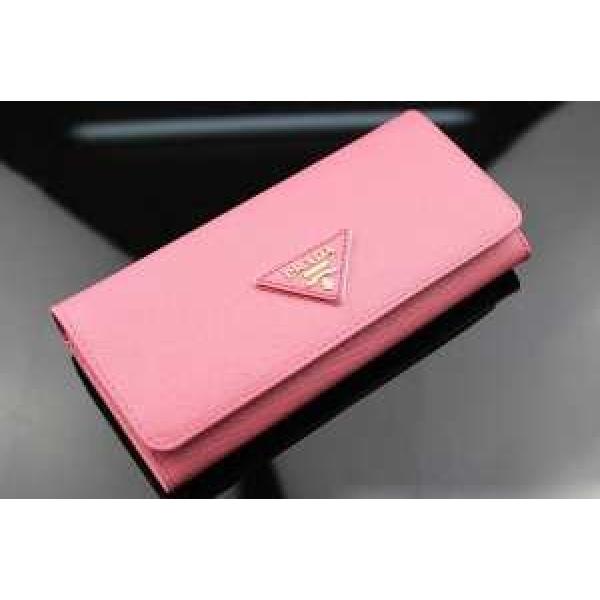 ◆モデル愛用◆ 2026 PRADA プラダース長財布
