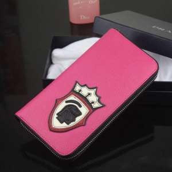 2026 PRADA プラダース長財布