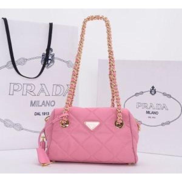 2026春夏  PRADA プラダ プレゼントに ショルダーバッグ レディース