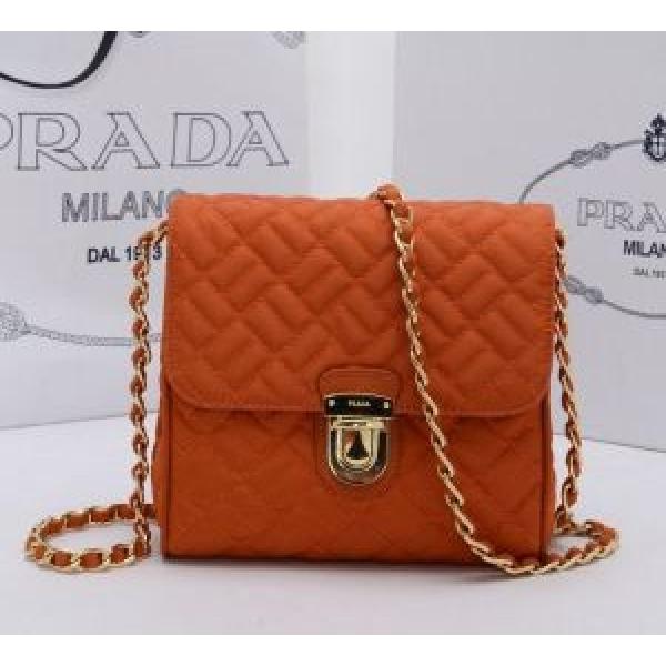 個性派 PRADA プラダ 2026春夏 ショルダーバッグ レディース