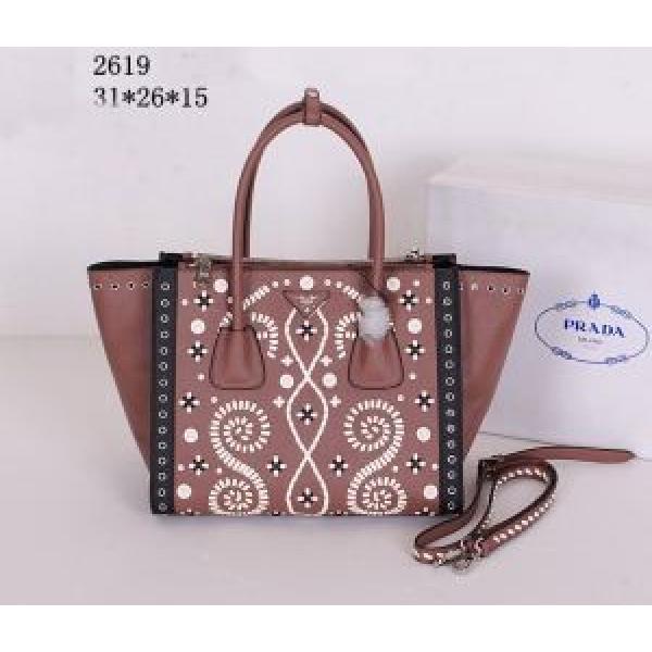 2026 最旬アイテム PRADA プラダ  手持ち&amp;ショルダー掛け 2619