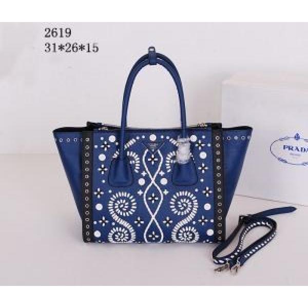 人気商品  2026 PRADA プラダ  手持ち&amp;ショルダー掛け 2619