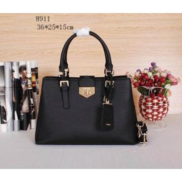 2026秋冬 大人気☆NEW! PRADA プラダ 手持ち&amp;ショルダー掛け 8911
