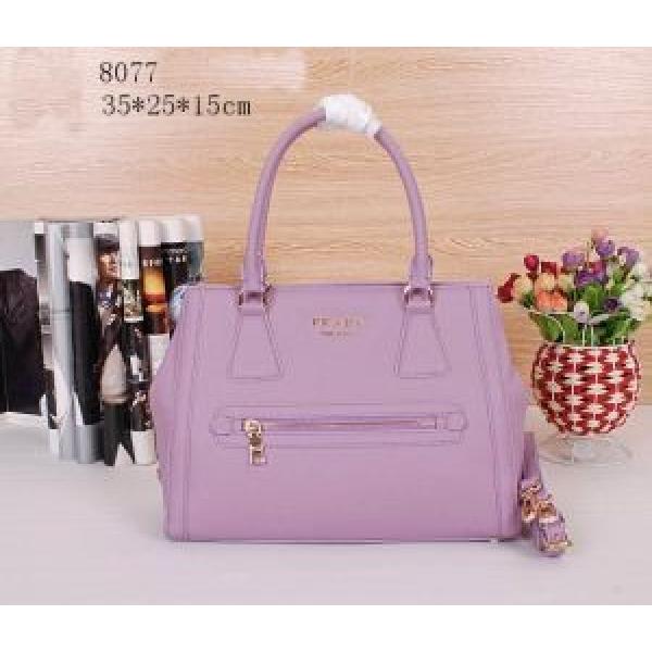 2026秋冬 めちゃくちゃお得 PRADA プラダ 手持ち&amp;ショルダー掛け 8077