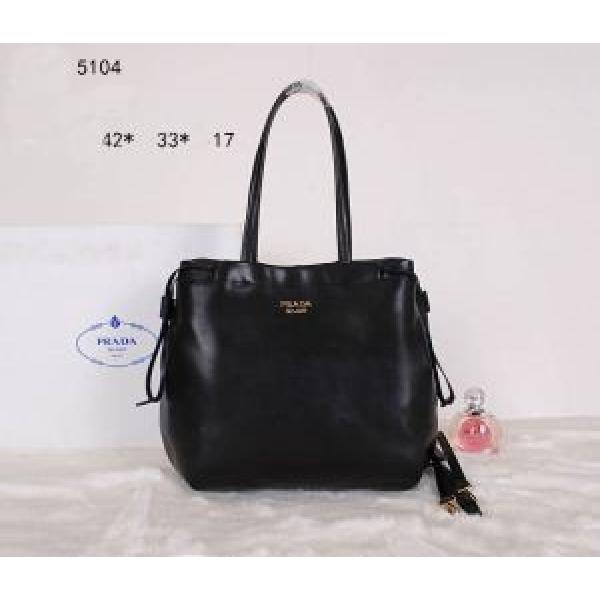 2026秋冬 ★安心★追跡付 PRADA プラダ 手持ち&amp;ショルダー掛け 5104