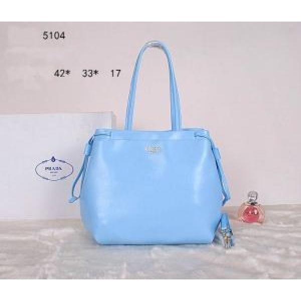 2026秋冬 存在感◎  PRADA プラダ 手持ち&amp;ショルダー掛け 5104