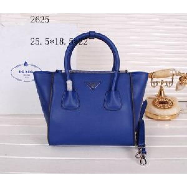 2026秋冬 完売品! PRADA プラダ 手持ち&amp;ショルダー掛け 2625